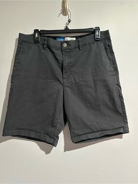 Old Navy Men's Charcoal Flat Front Shorts